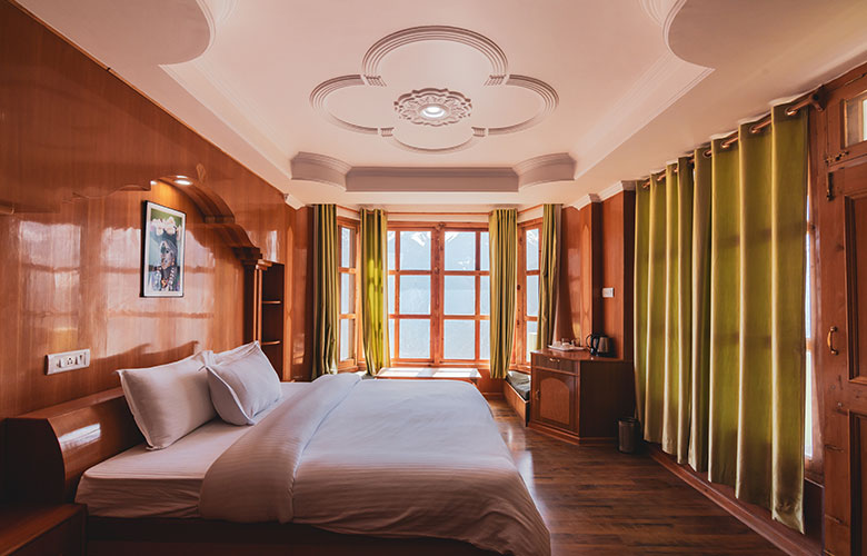 executive-room-hotel-kalpa-deshang-in-kinnaur